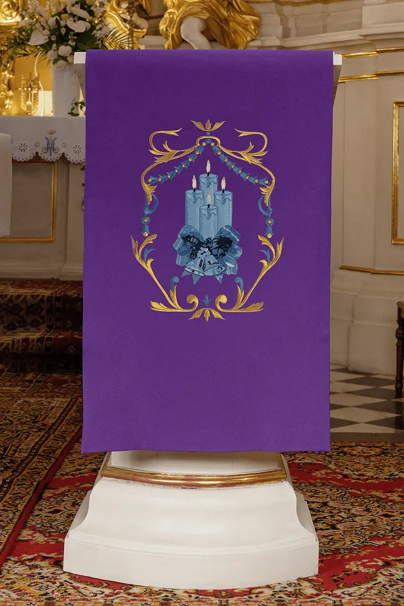 Purple lectern napkin for Advent with an embroidered candle motif, front view