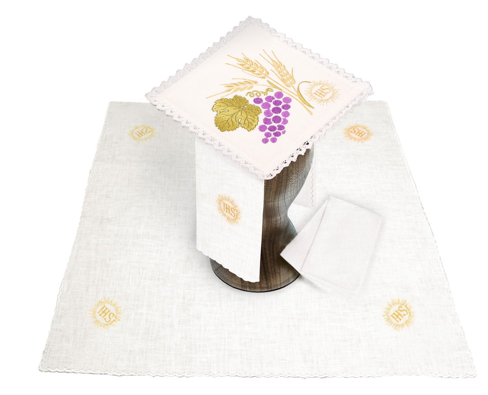 Linen chalice set with eucharistic embroidery ears