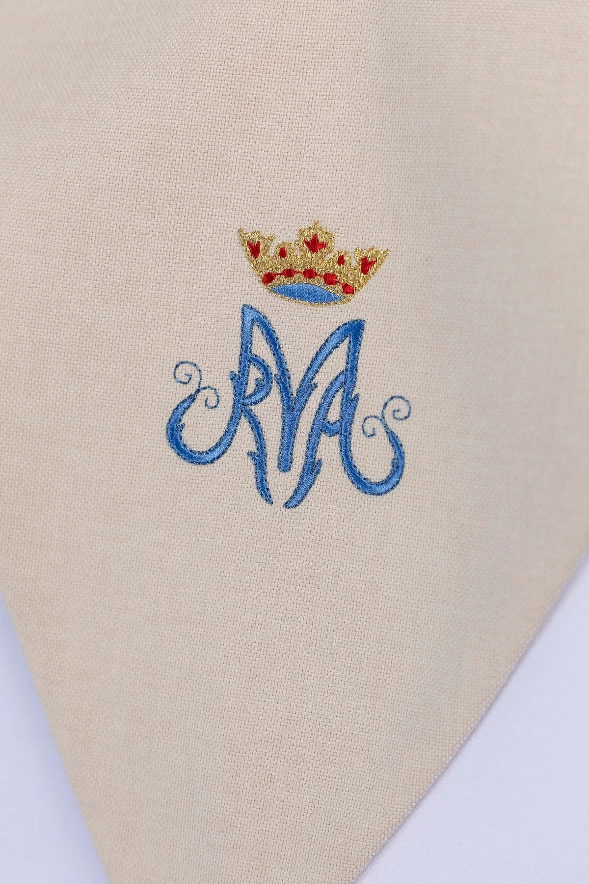 Ecru lector's scapular with crowned Marian monogram, embroidery close-up