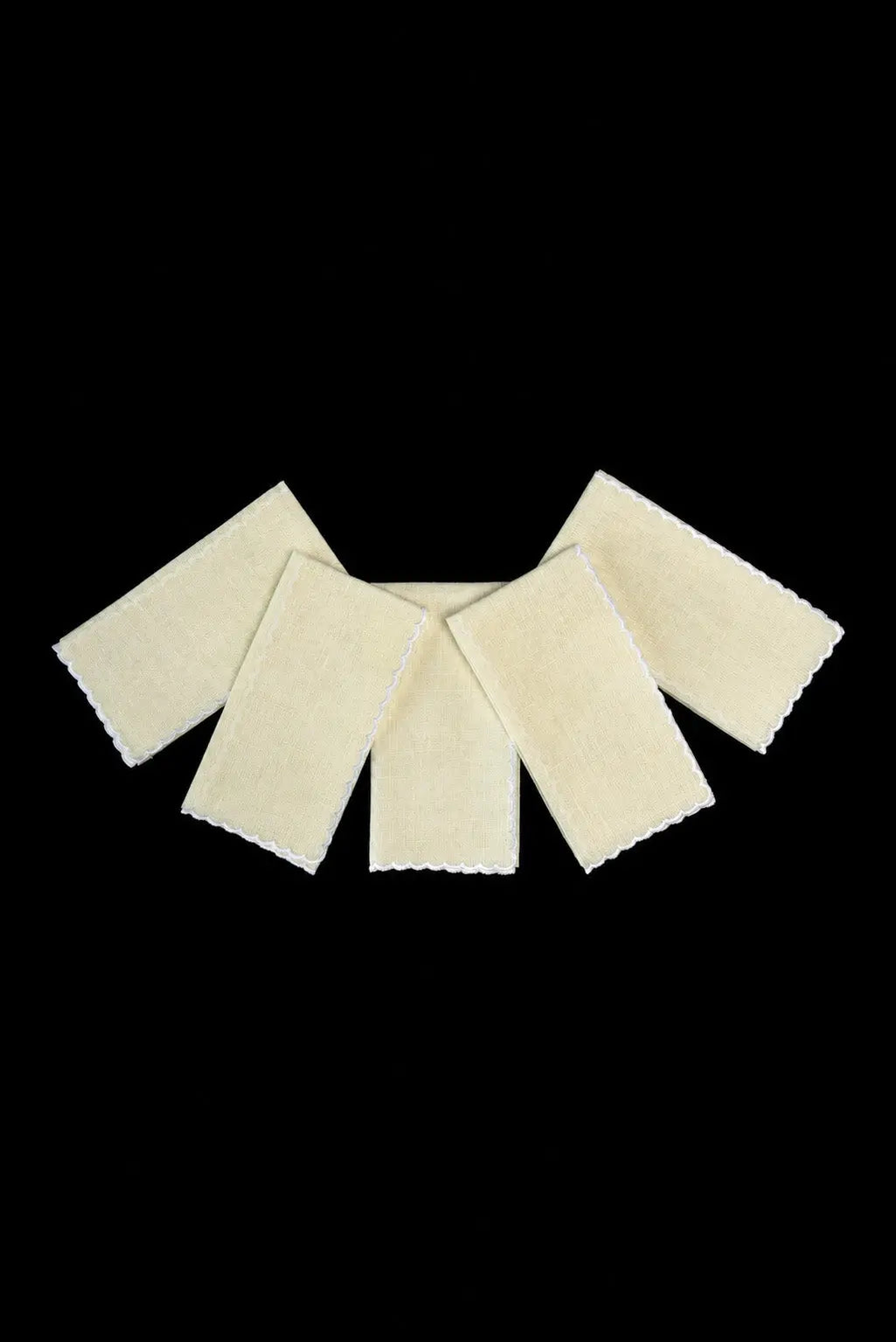 Ecru Set of 5 Linen Lavabo Towels, 9.75 × 19 in (25 × 48 cm) Each with scalloped trim, full set view