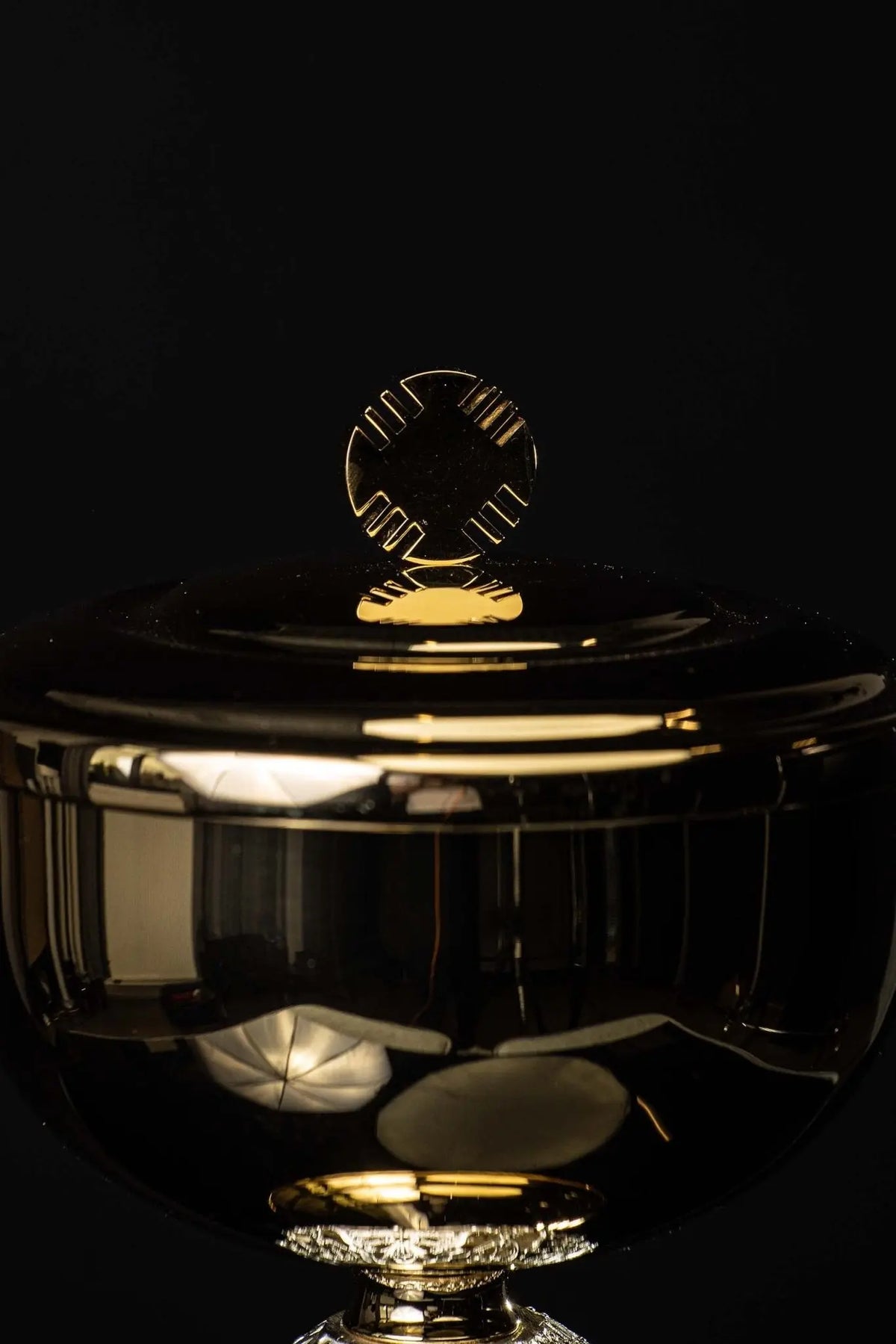 Gold-plated brass ciborium with cross, lid and interior close-up