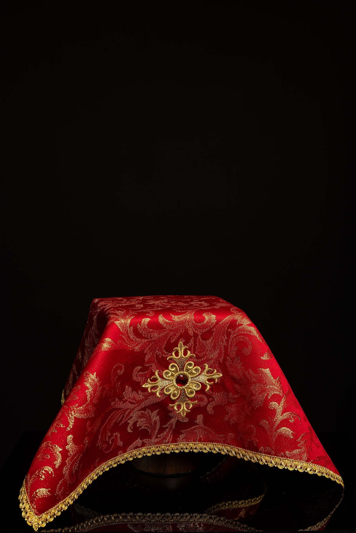 Red Chalice Veil for the Passion of the Lord and Pentecost with gold embroidery, front view