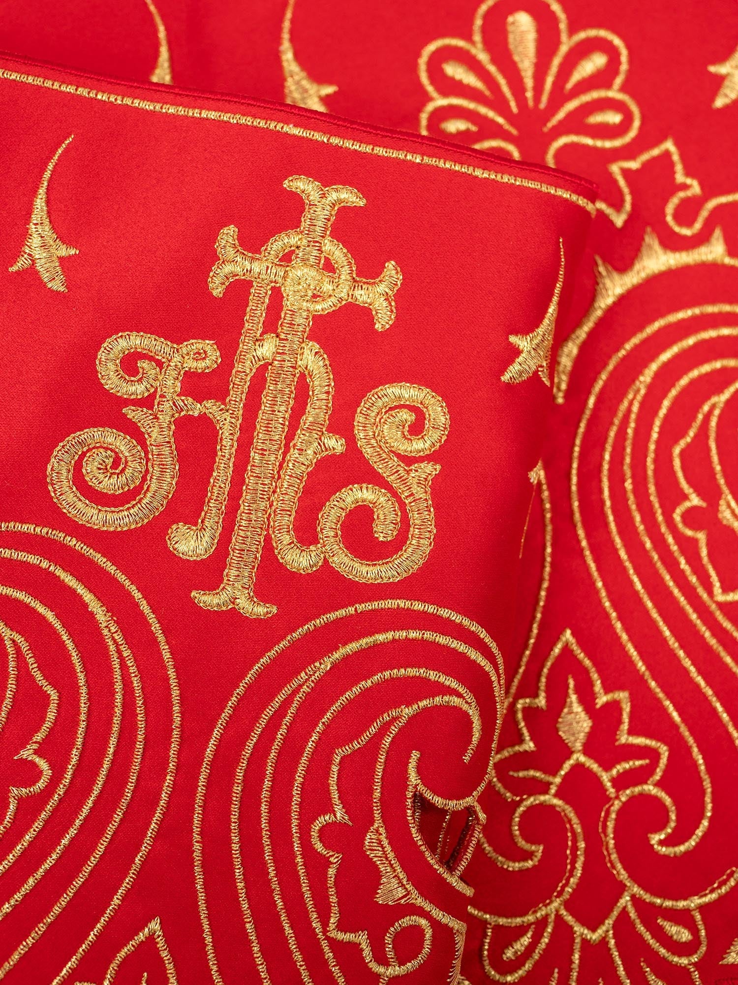 Metre with front embroidery IHS Red