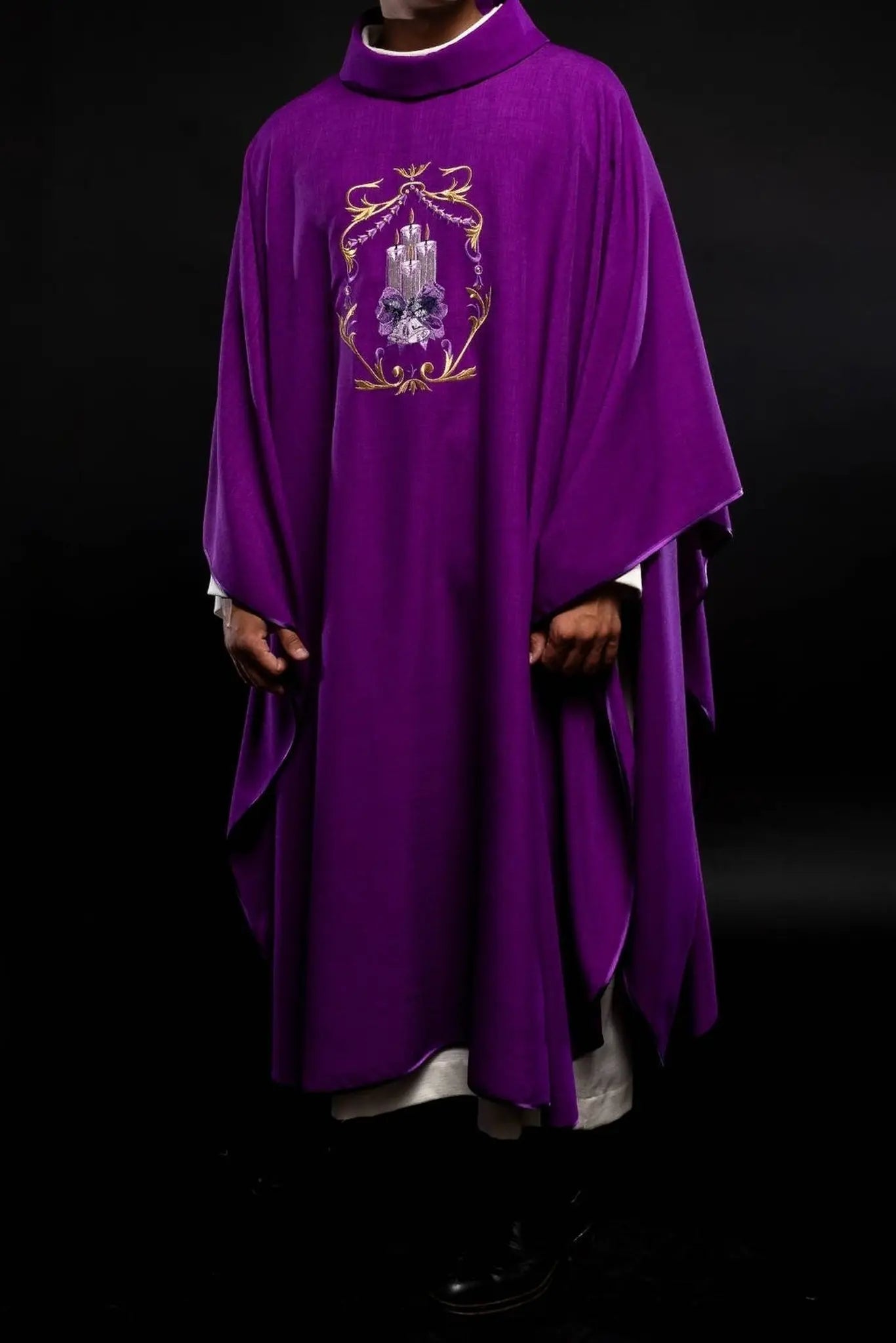 Advent chasuble with candle embroidery