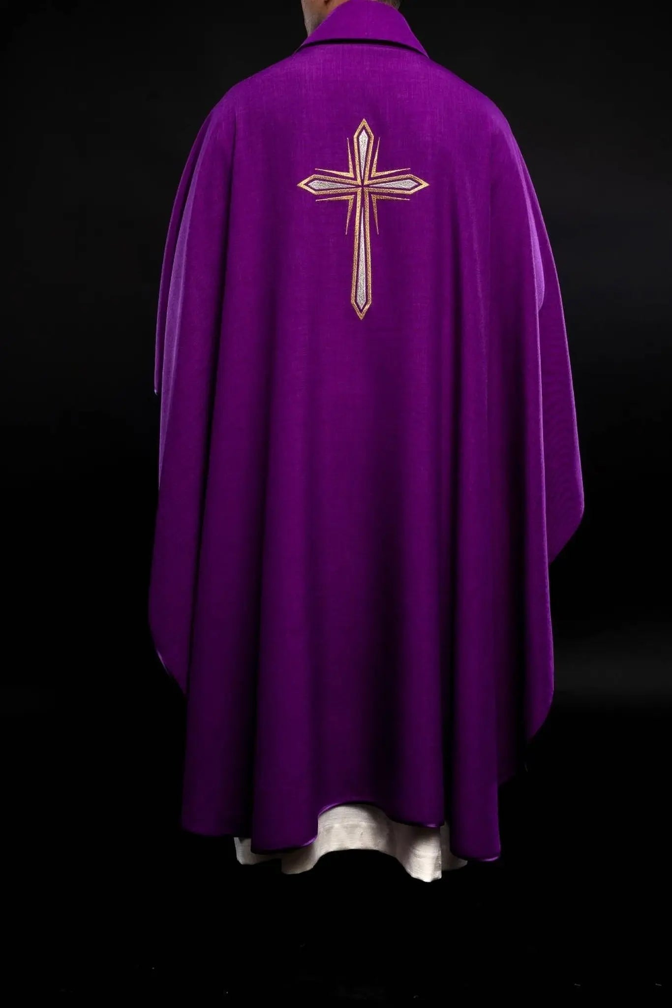 Advent chasuble with candle embroidery