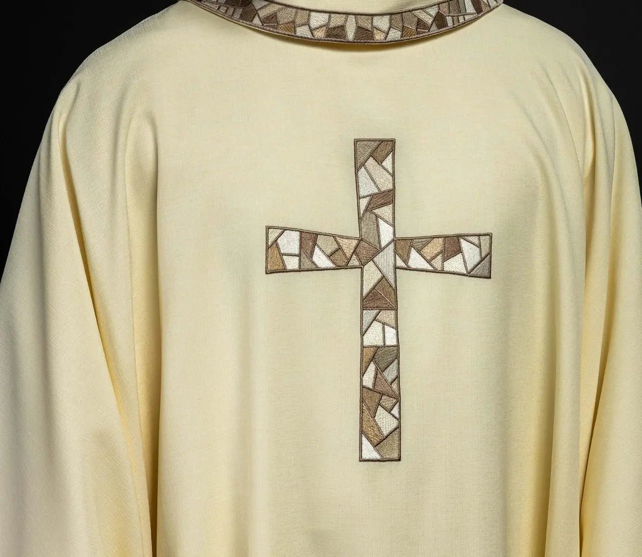 Embroidered cross ecru chasuble