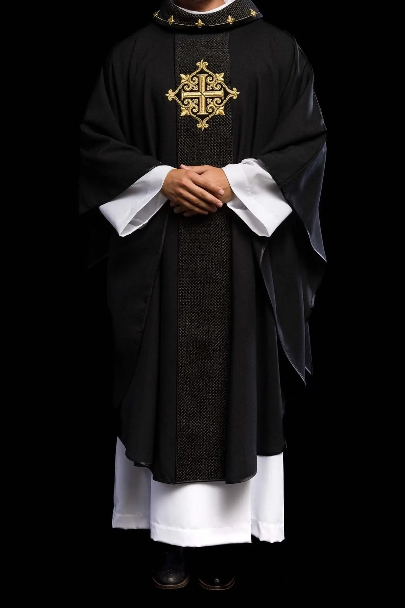 Chasuble embroidered on velvet with the symbol of the Black Cross
