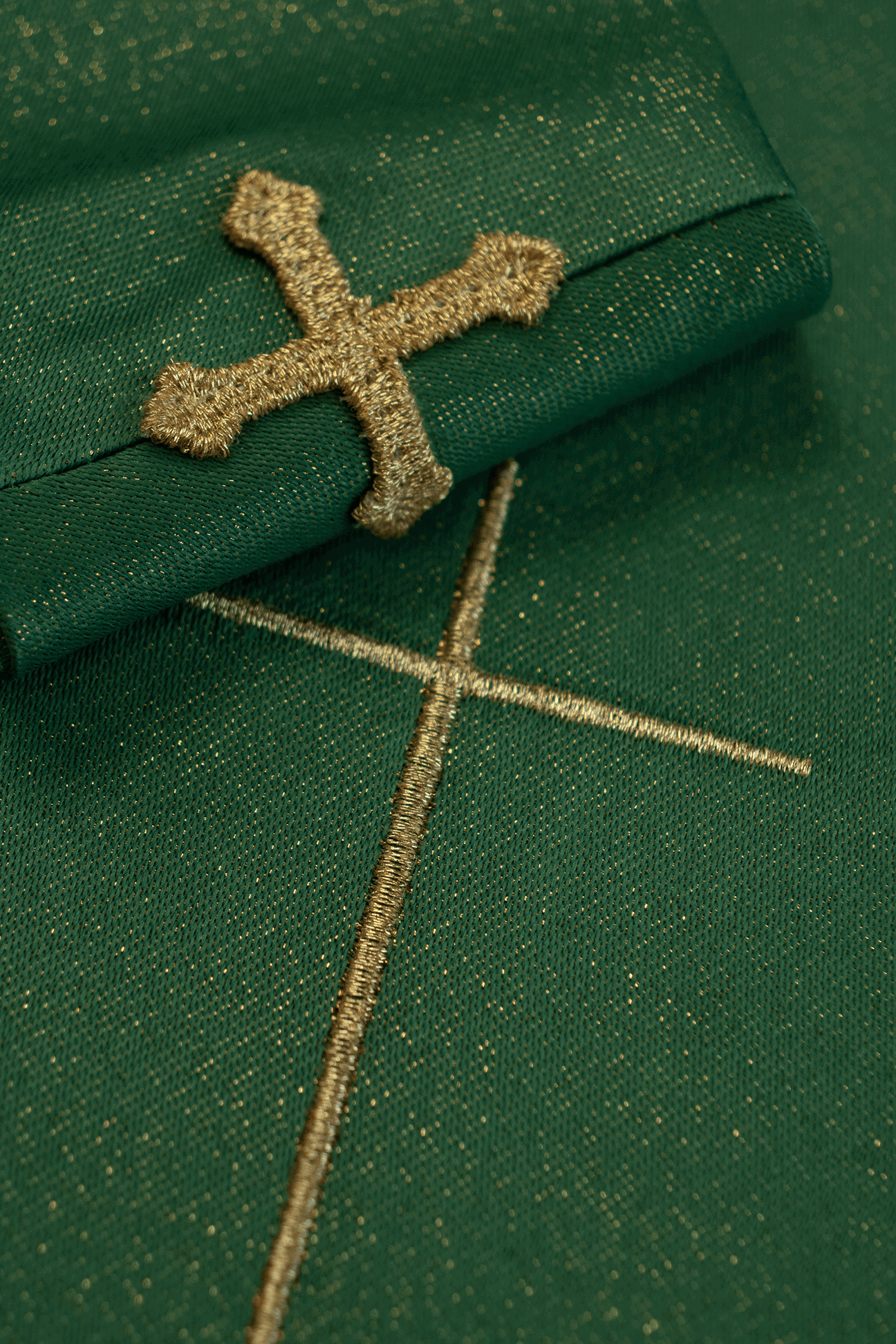 Embroidered chasuble Golden Crosses Green