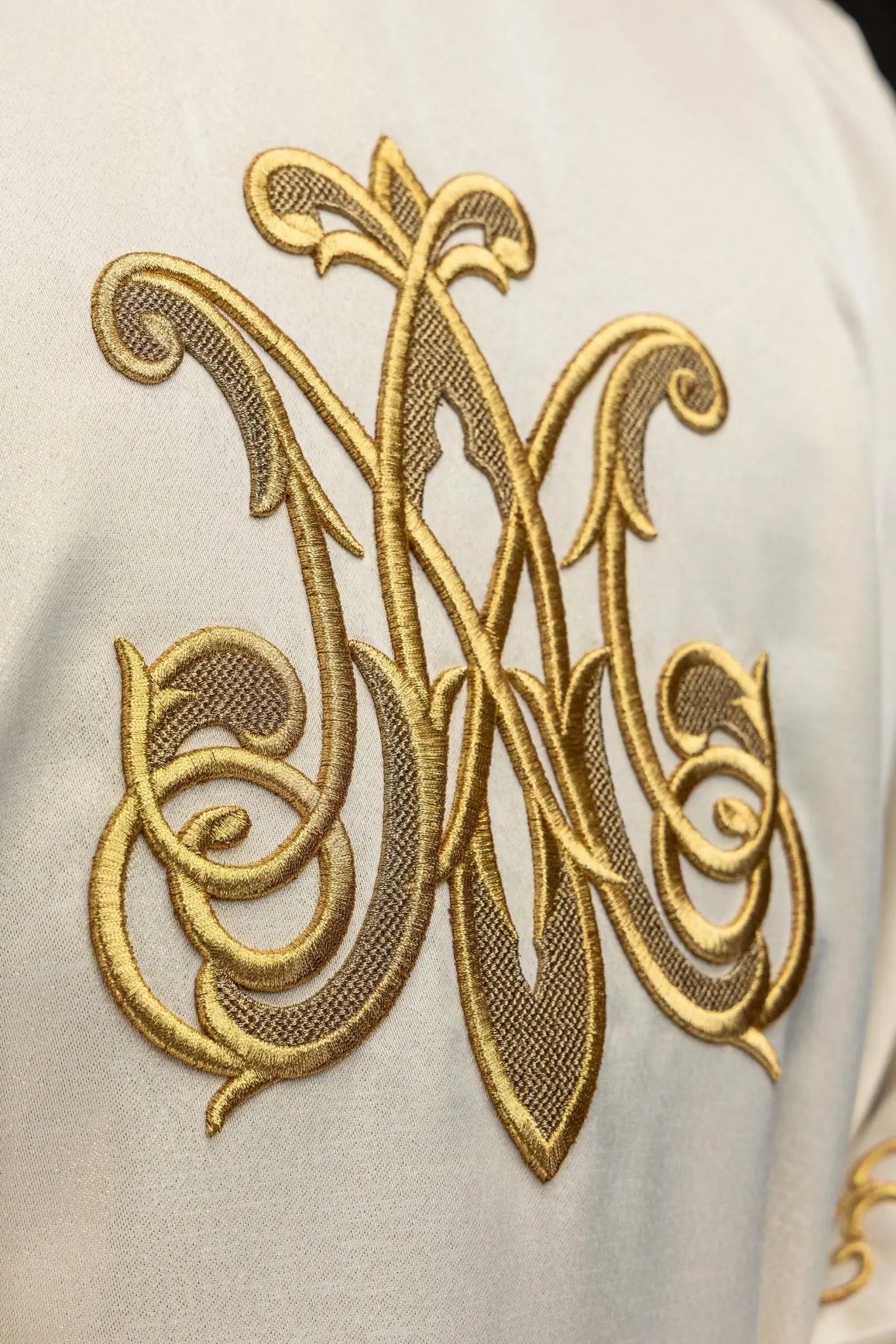 Ecru Marian chasuble with embroidered Marian symbol