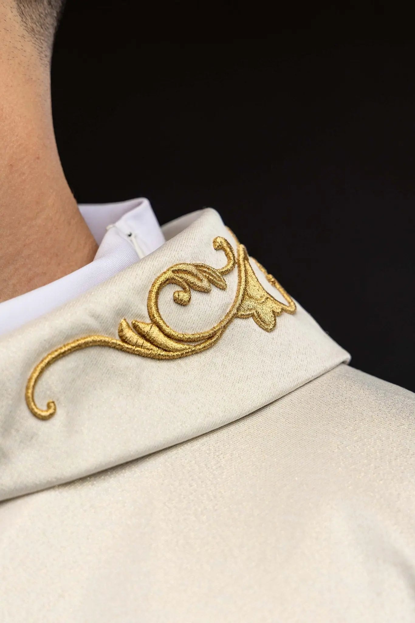 Ecru Marian chasuble with embroidered Marian symbol