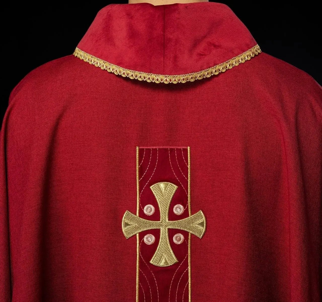 Chasuble with embroidered gold crosses and collar piping in red