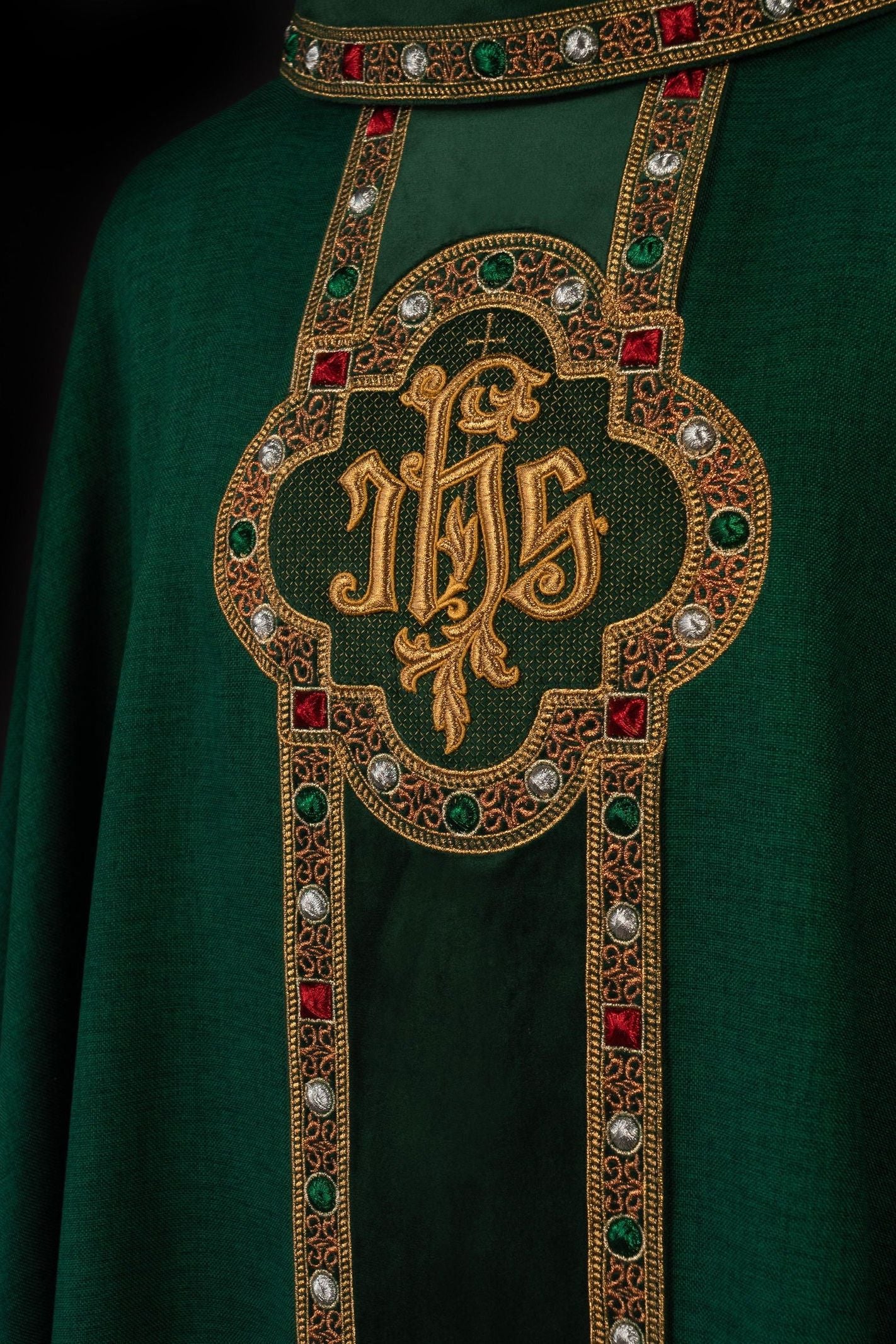 Chasuble with richly embroidered belt and piping around IHS embroidery and collar in green