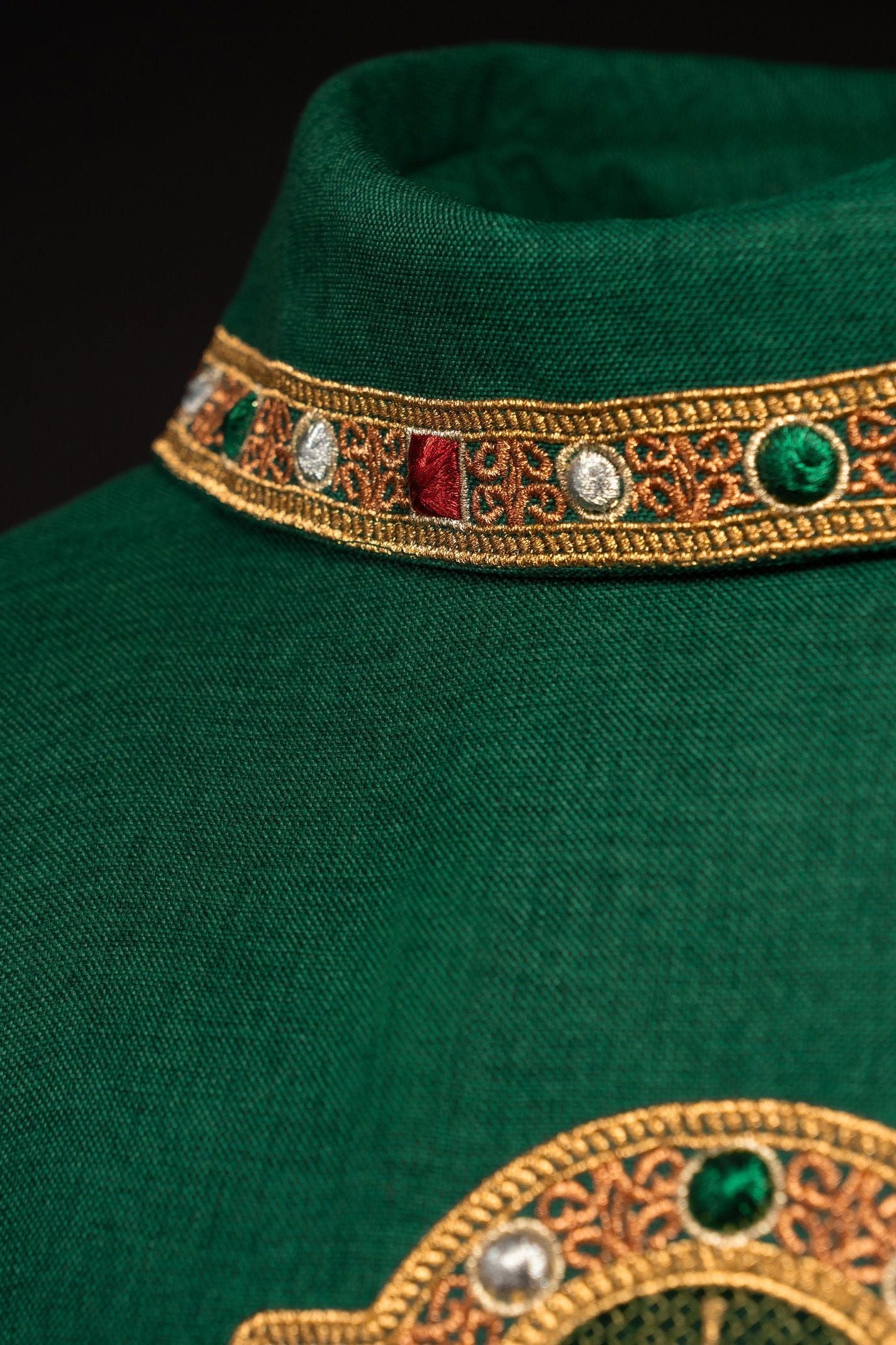 Chasuble with richly embroidered belt and piping around the IHS I collar embroidery in green