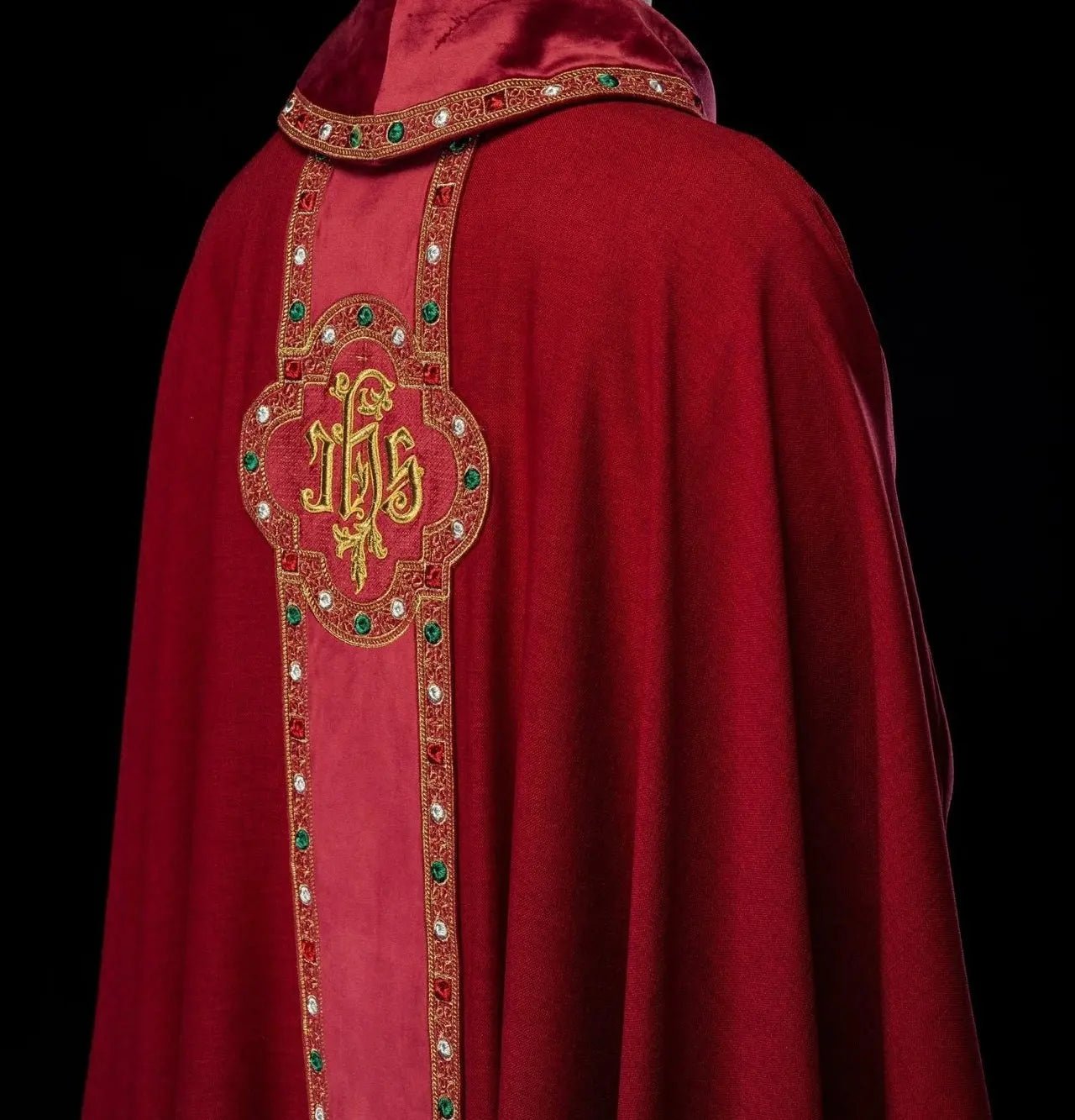 Chasuble with richly embroidered belt and piping around the IHS embroidery and collar in red