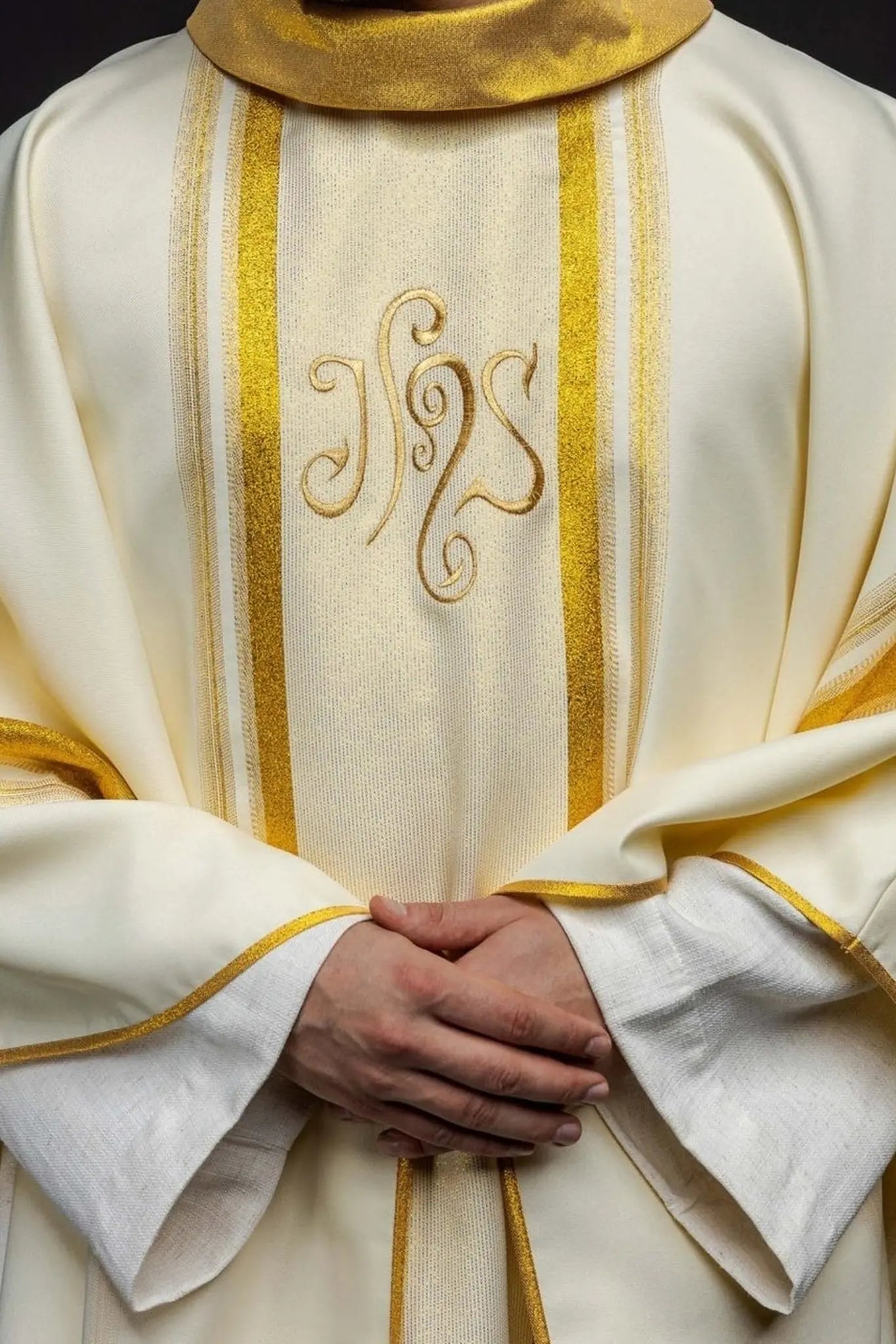 Chasuble with rich gilding and IHS motif