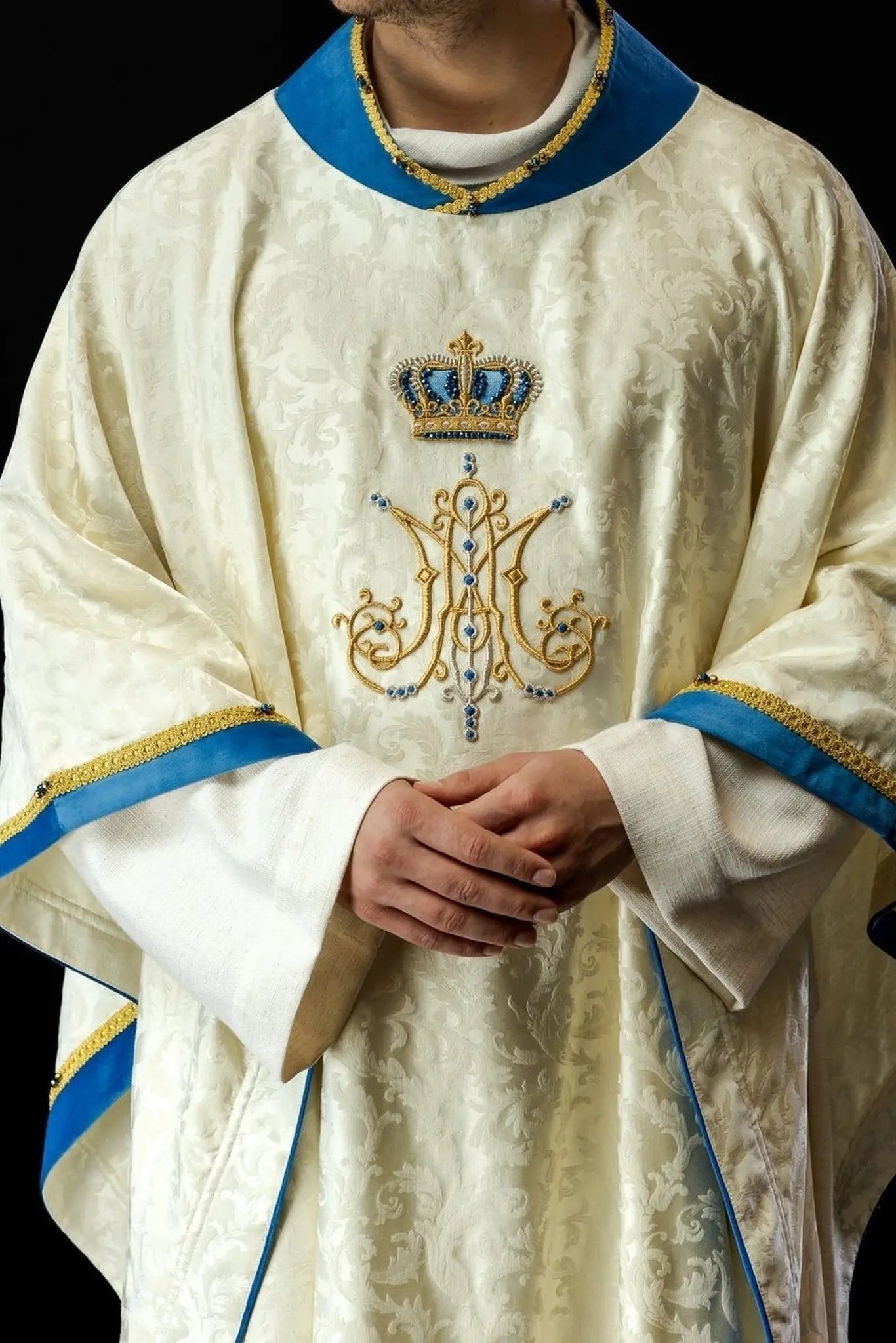 Handmade Marian Chasuble with Natural Stones – Model 7006