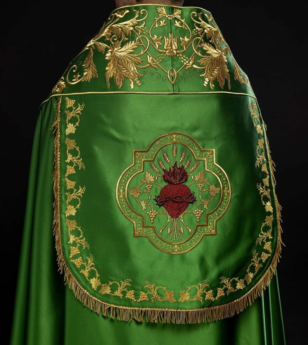 Roman Satin Cope – Green with Embroidered Sacred Heart of Jesus