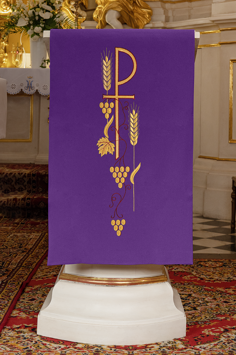 Vestment for lectorium with embroidered PAX symbol