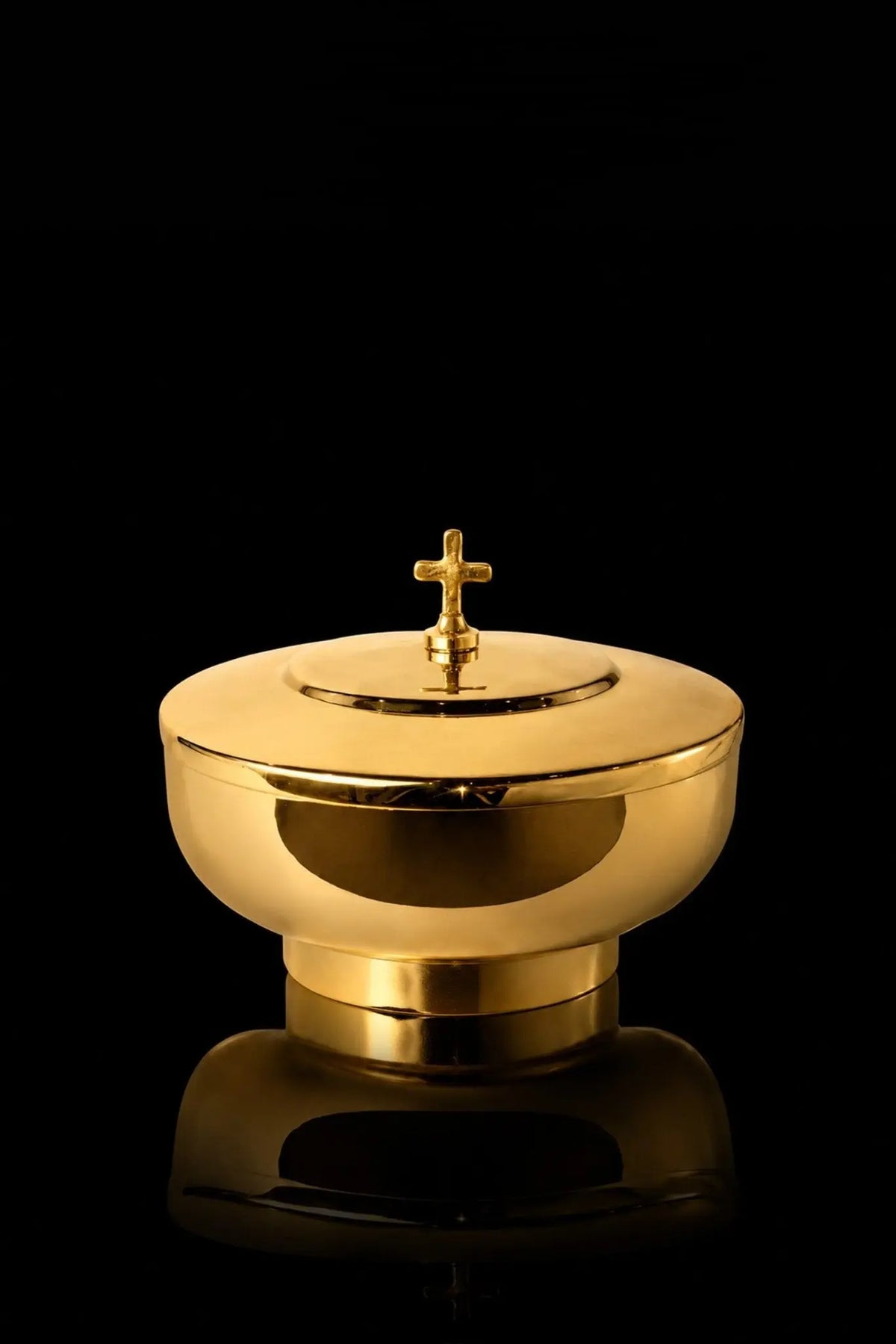 Gold-plated brass ciborium with cross, 4.75 in (12 cm), front view
