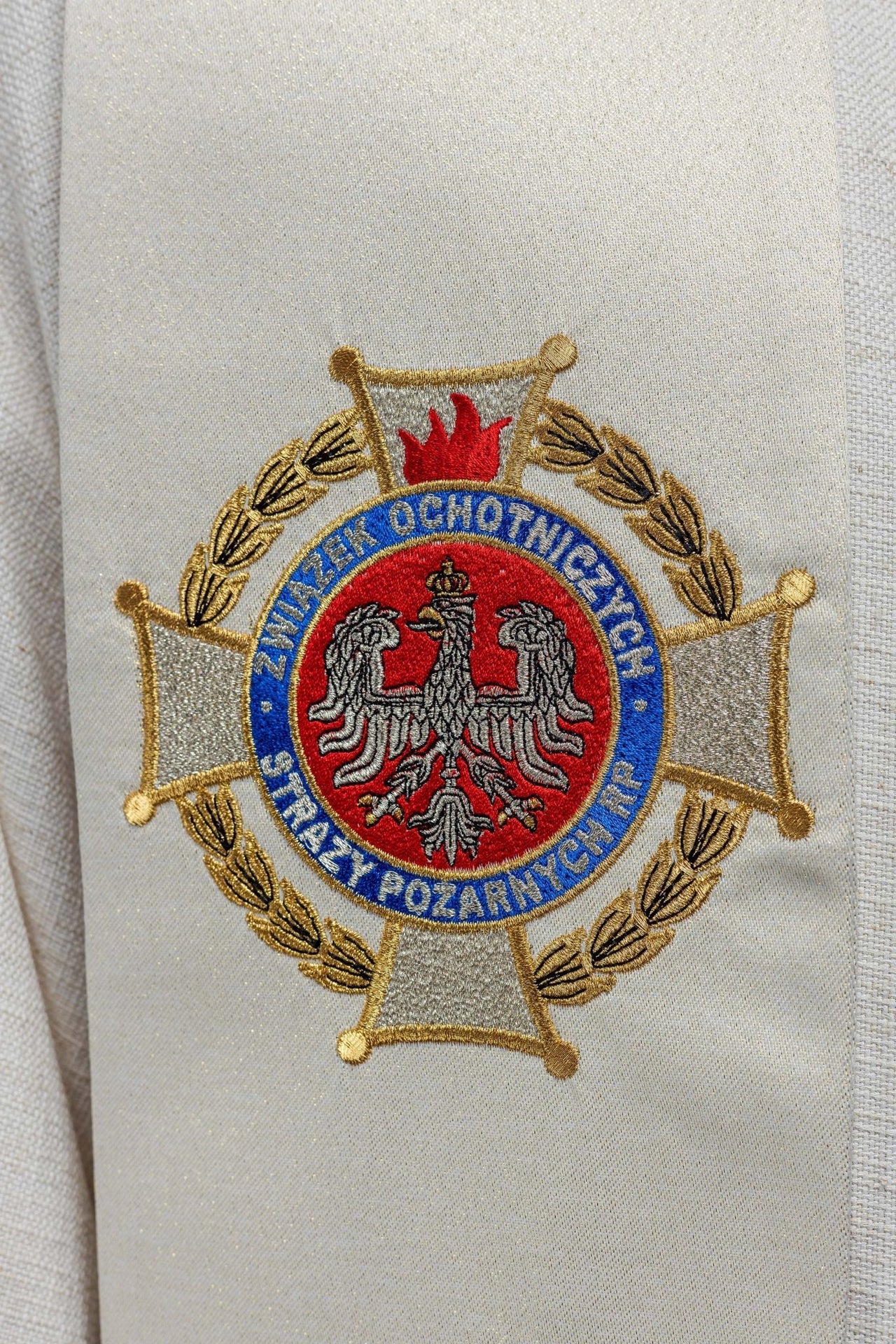 Stuła haftowana z wizerunkiem Świętego Floriana