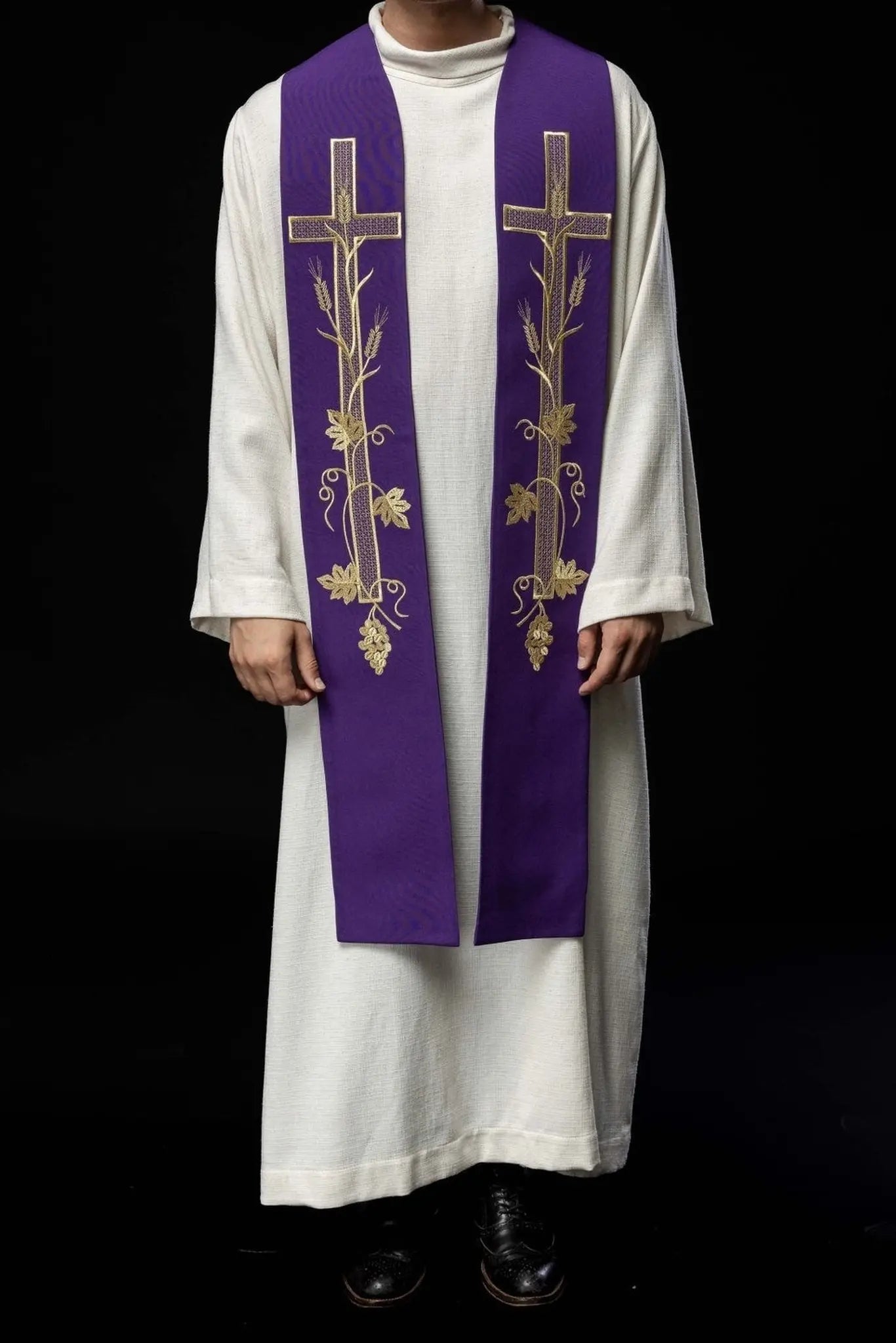 Priest's stole purple embroidered Cross