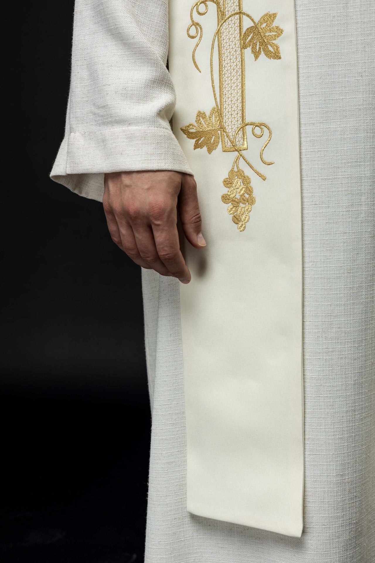 Stuła kapłańska haftowana Krzyż ecru