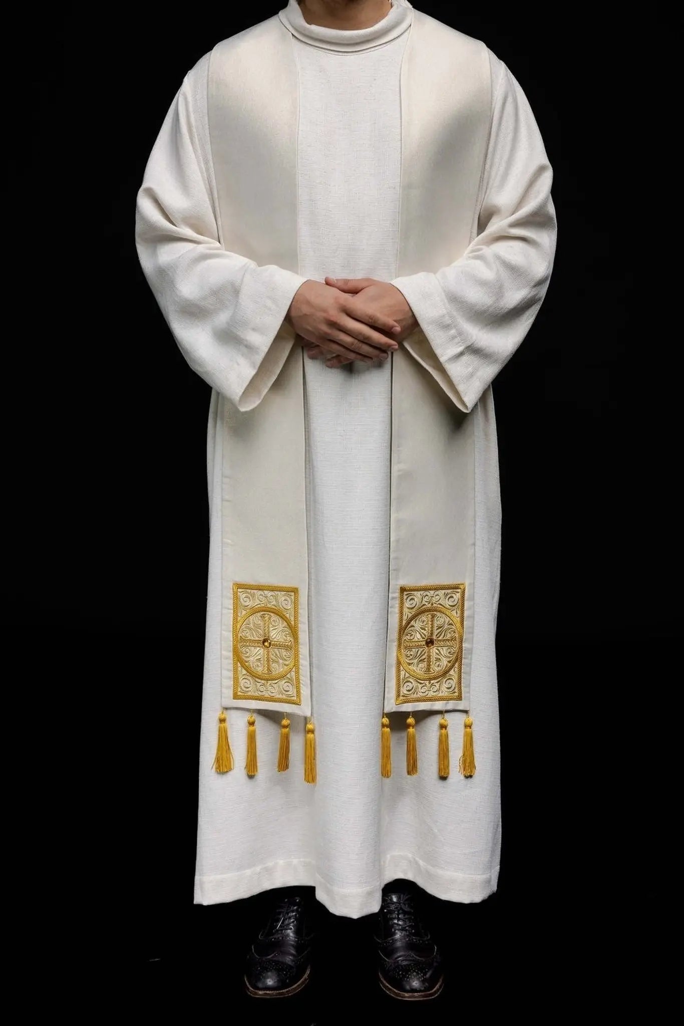 Embroidered priest's stole decorated with brads