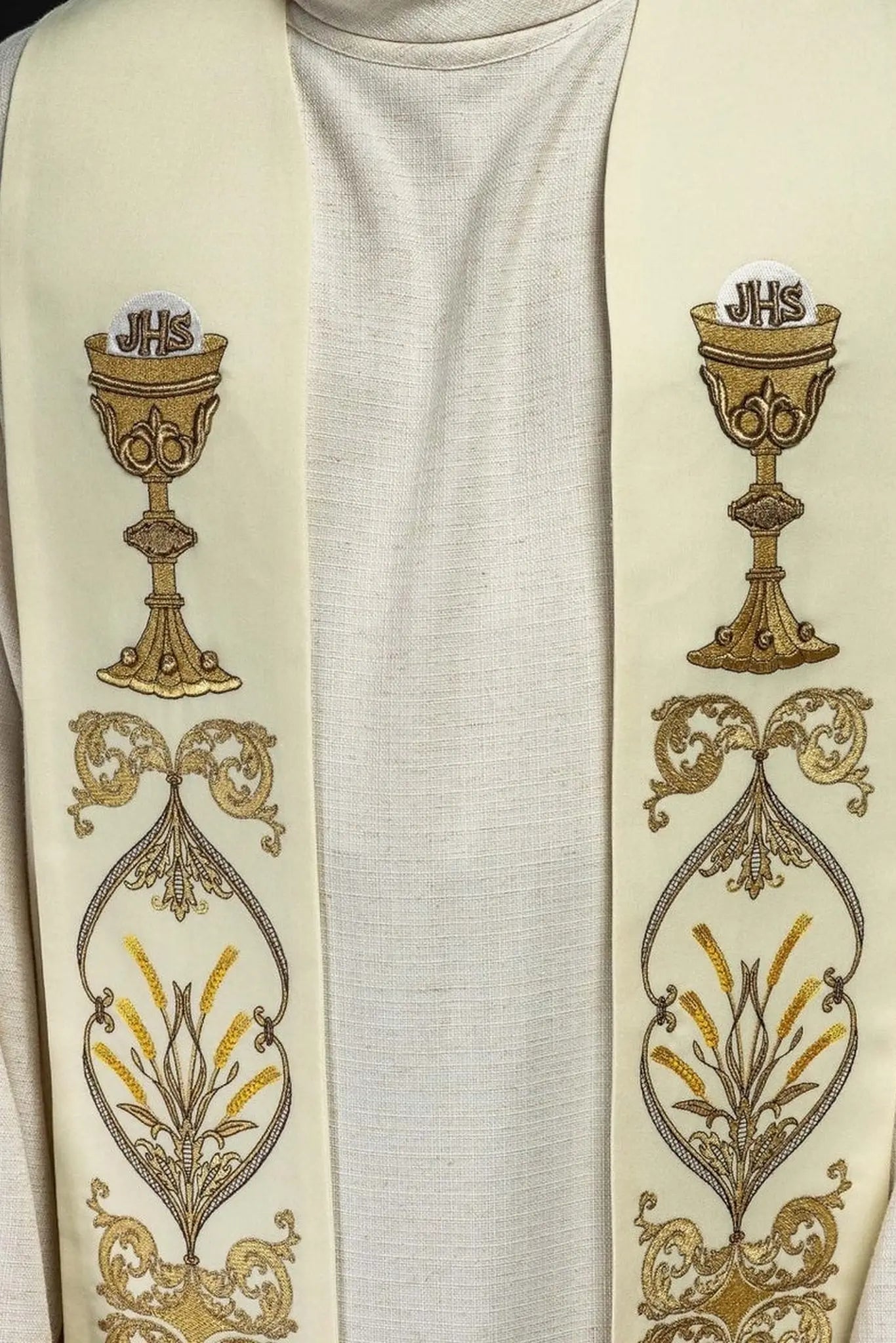 Priest's stole chalice IHS ecru