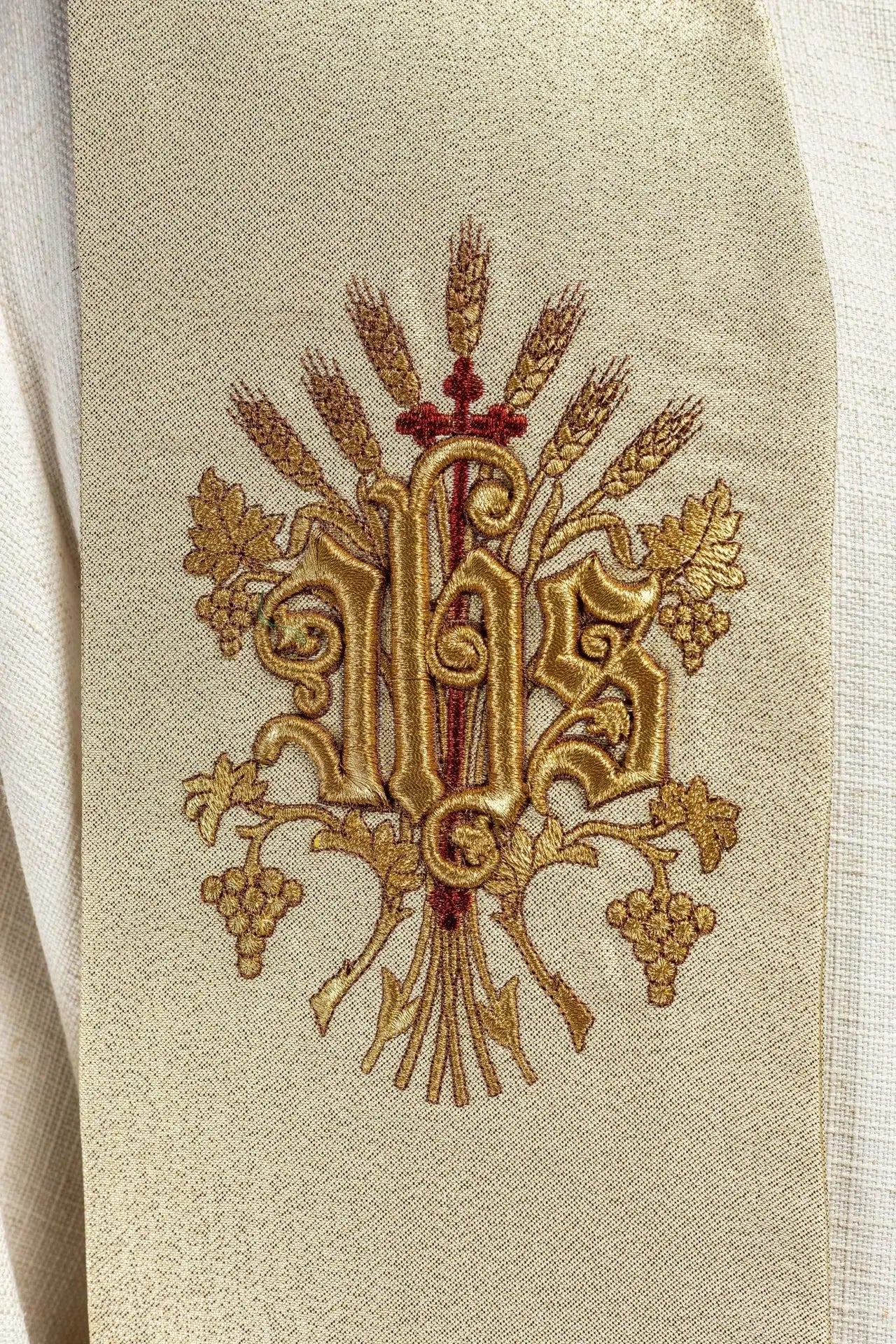Golden embroidered priest's stole