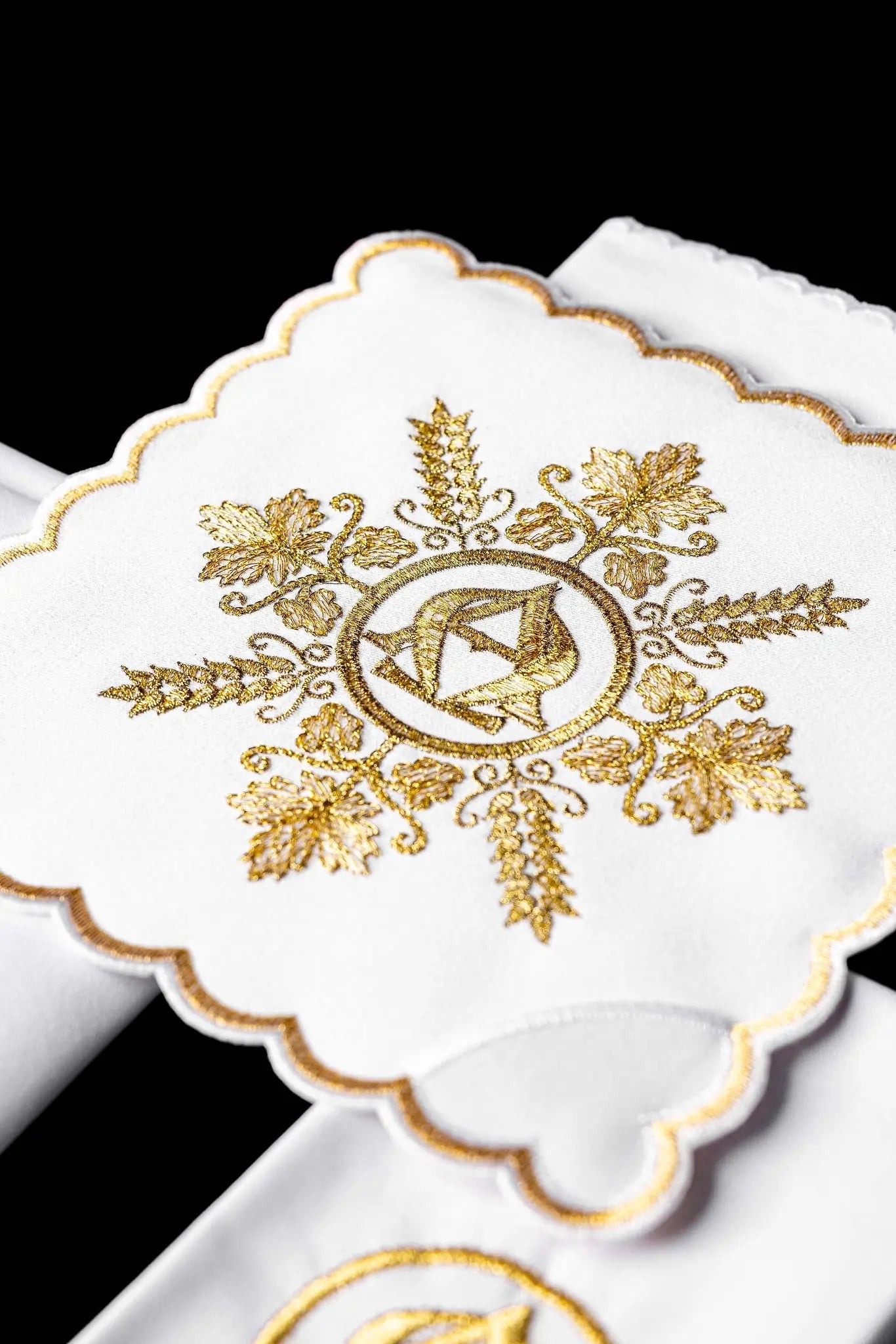 White Chalice Linen Set with Alpha and Omega Embroidery - HAFTINA ATELIER