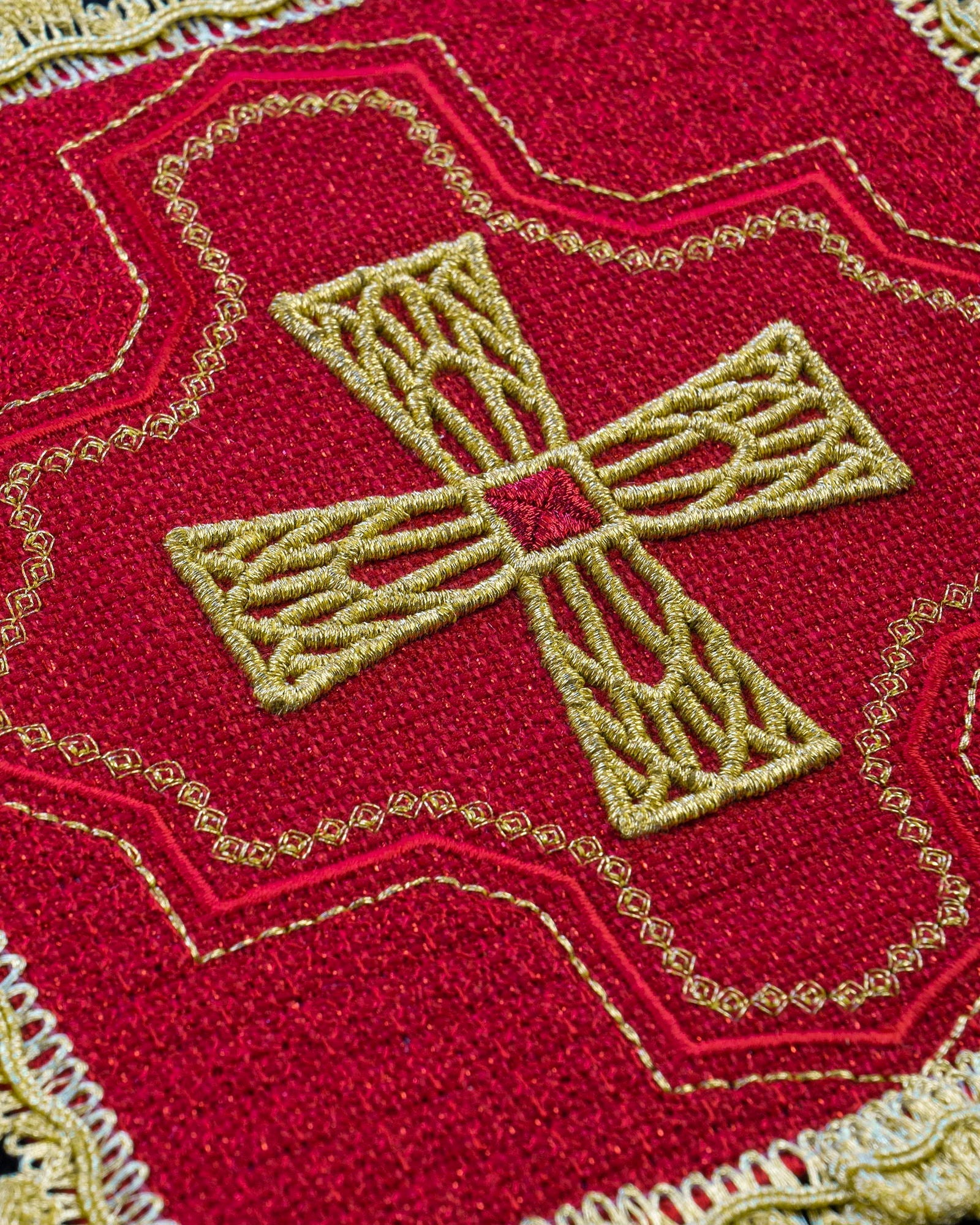 Set of stakes in four liturgical colours