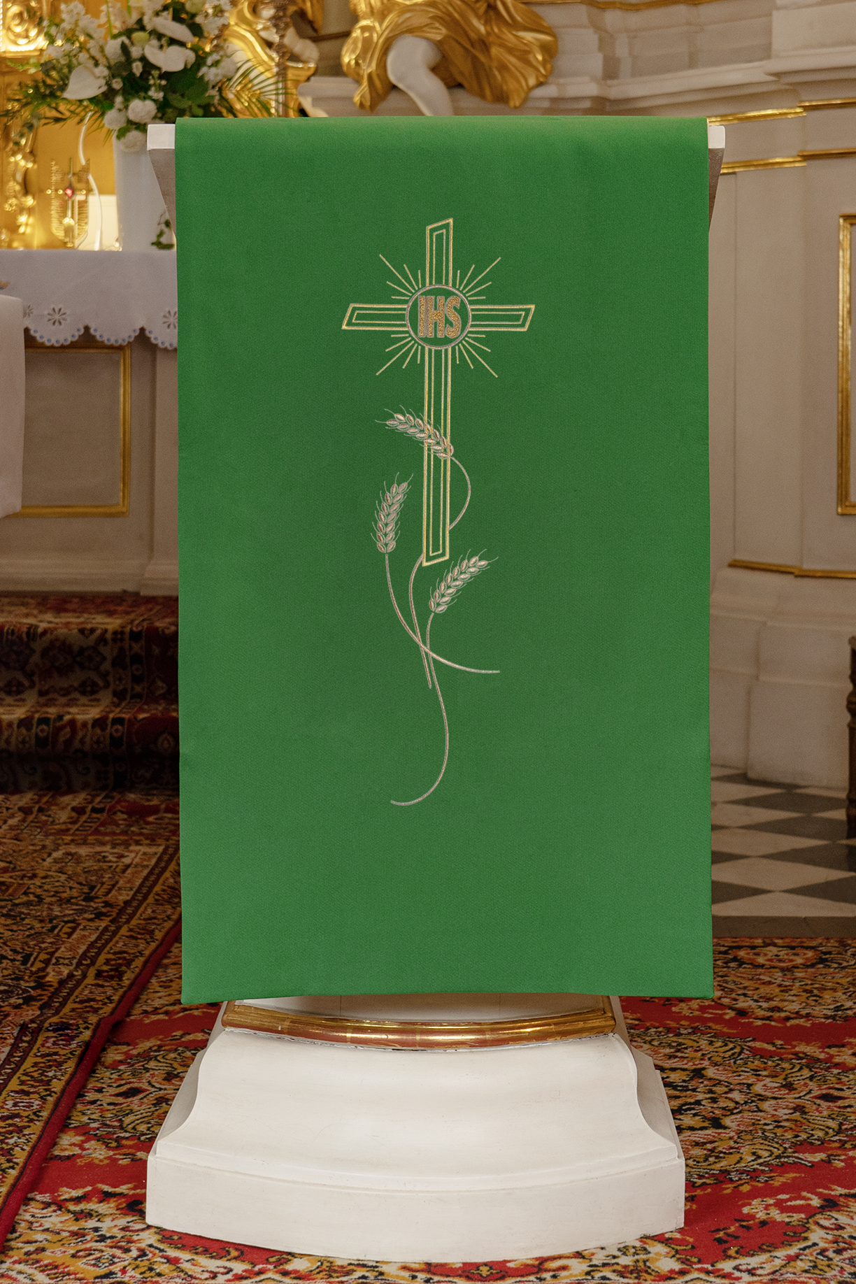 Embroidered lectern cover KMO/002/01 Green
